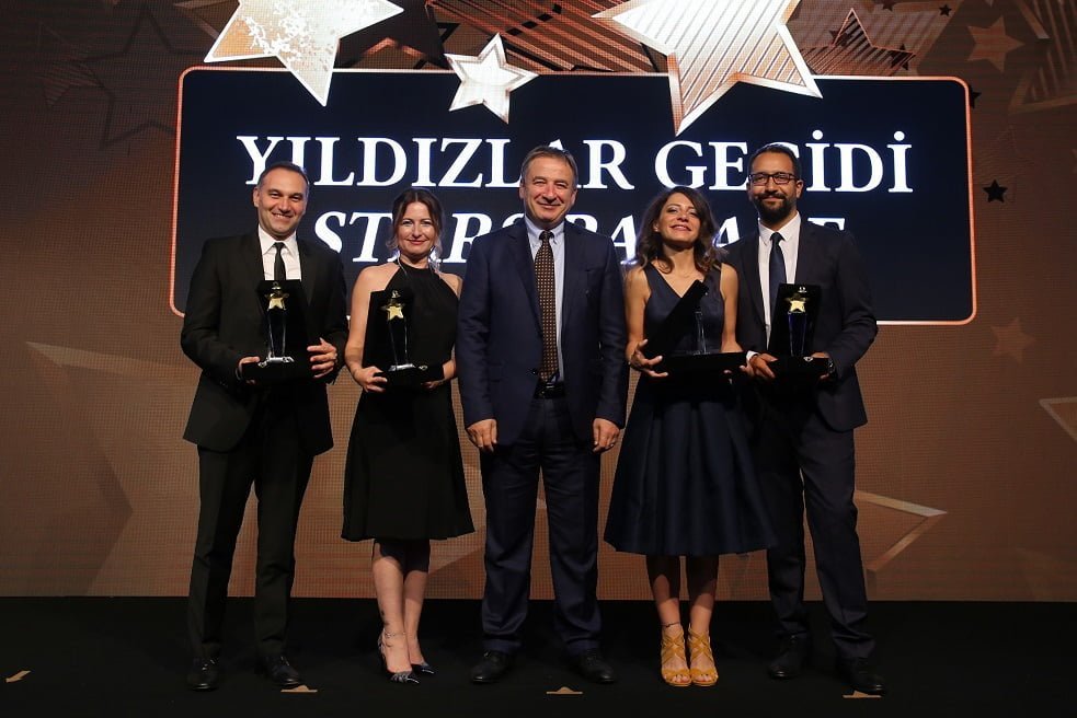 Şişecam Topluluğu’nu geleceğe taşıyan “Yıldız Çalışanlar” ödüllendirildi.