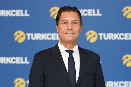 Turkcell 2.300 projeye imza attı