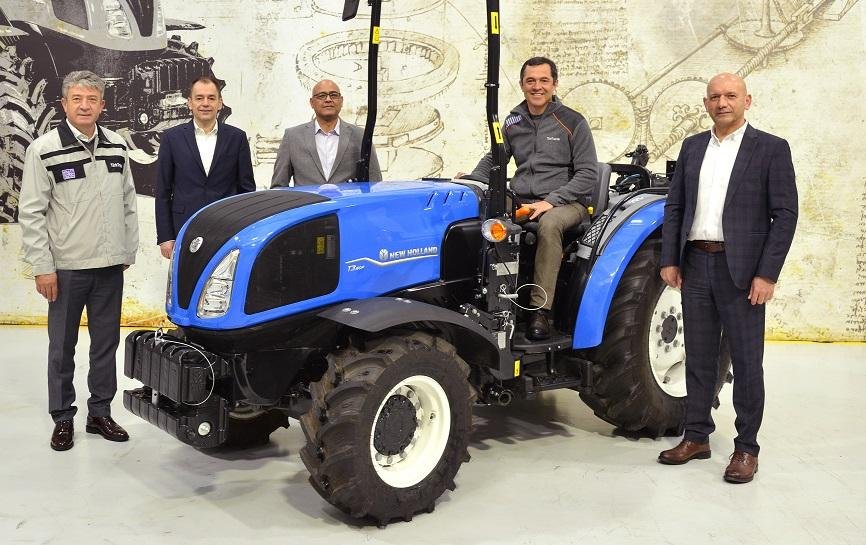 turk traktor yeni bir traktorun ihracatina basladi business world globalbusiness world global